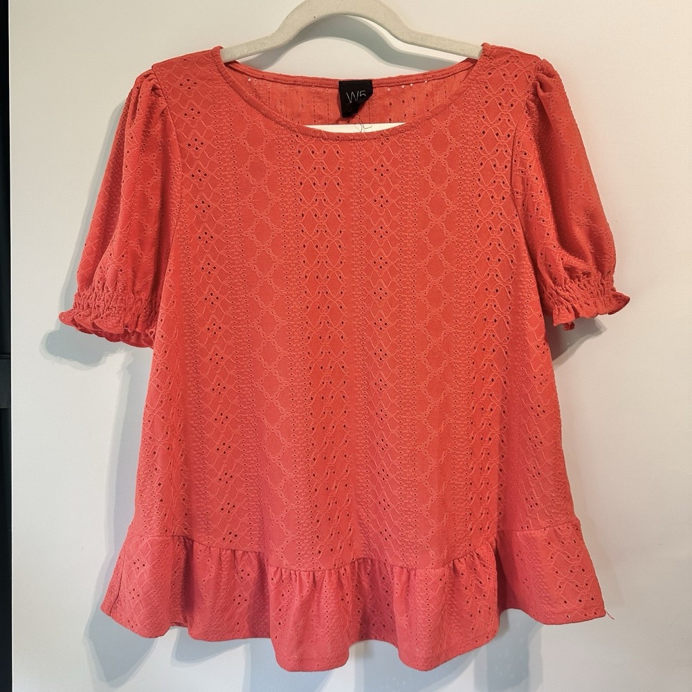 W5 Eyelet Peplum Top Orange Puff Sleeve Womens Size L Blouse STRETCHY